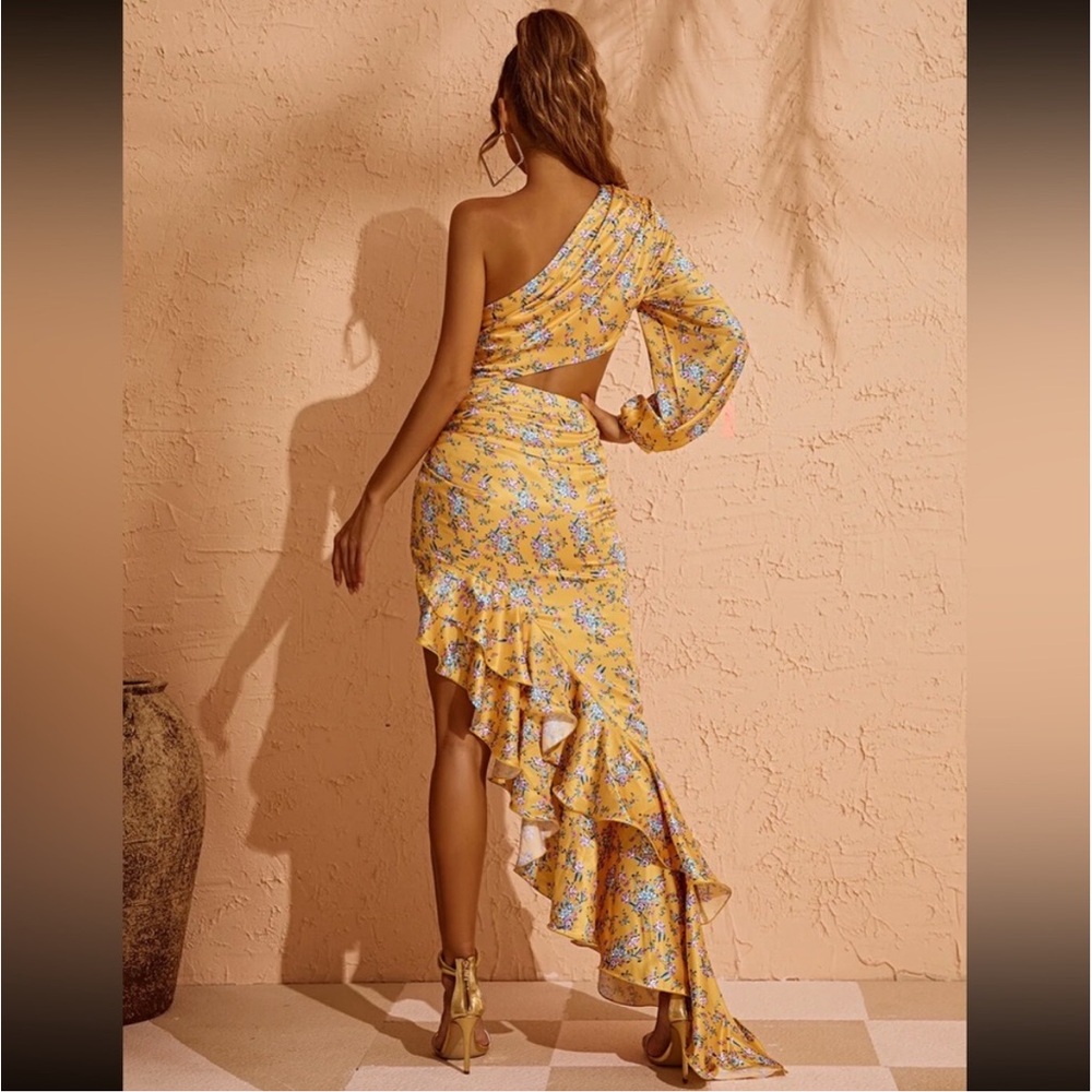 Asymmetrical One-Shoulder Yellow Floral Ruffle Dress NWT - Picture 12 of 14